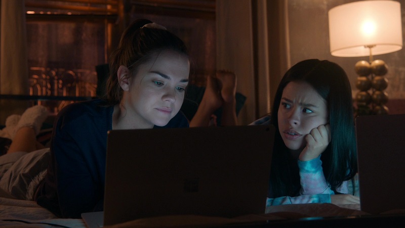 Callie and Mariana do a social media deep dive, this week on Good Trouble.