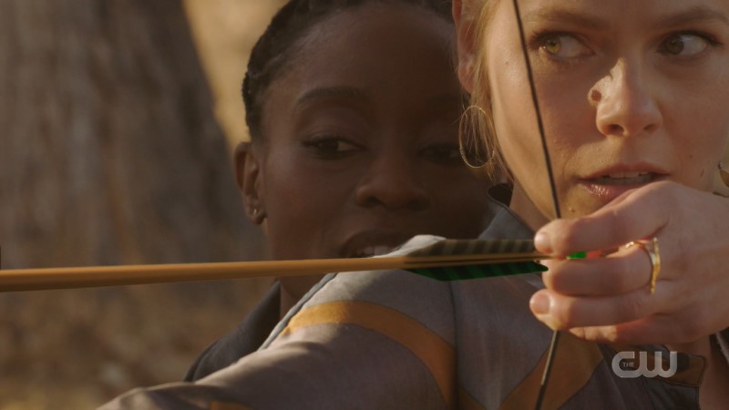 Isobel and Anatsa from Roswell New Mexico doing archery together (not a euphemism...yet)