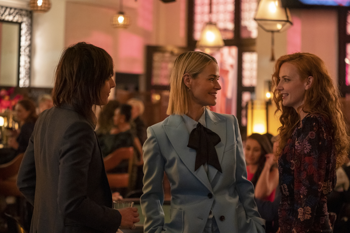 (L-R): Katherine Moennig as Shane, Leisha Hailey as Alice and Stephanie Allynne as Natalie in THE L WORD: GENERATION Q “Light”. Photo Credit: Liz Morris/SHOWTIME.