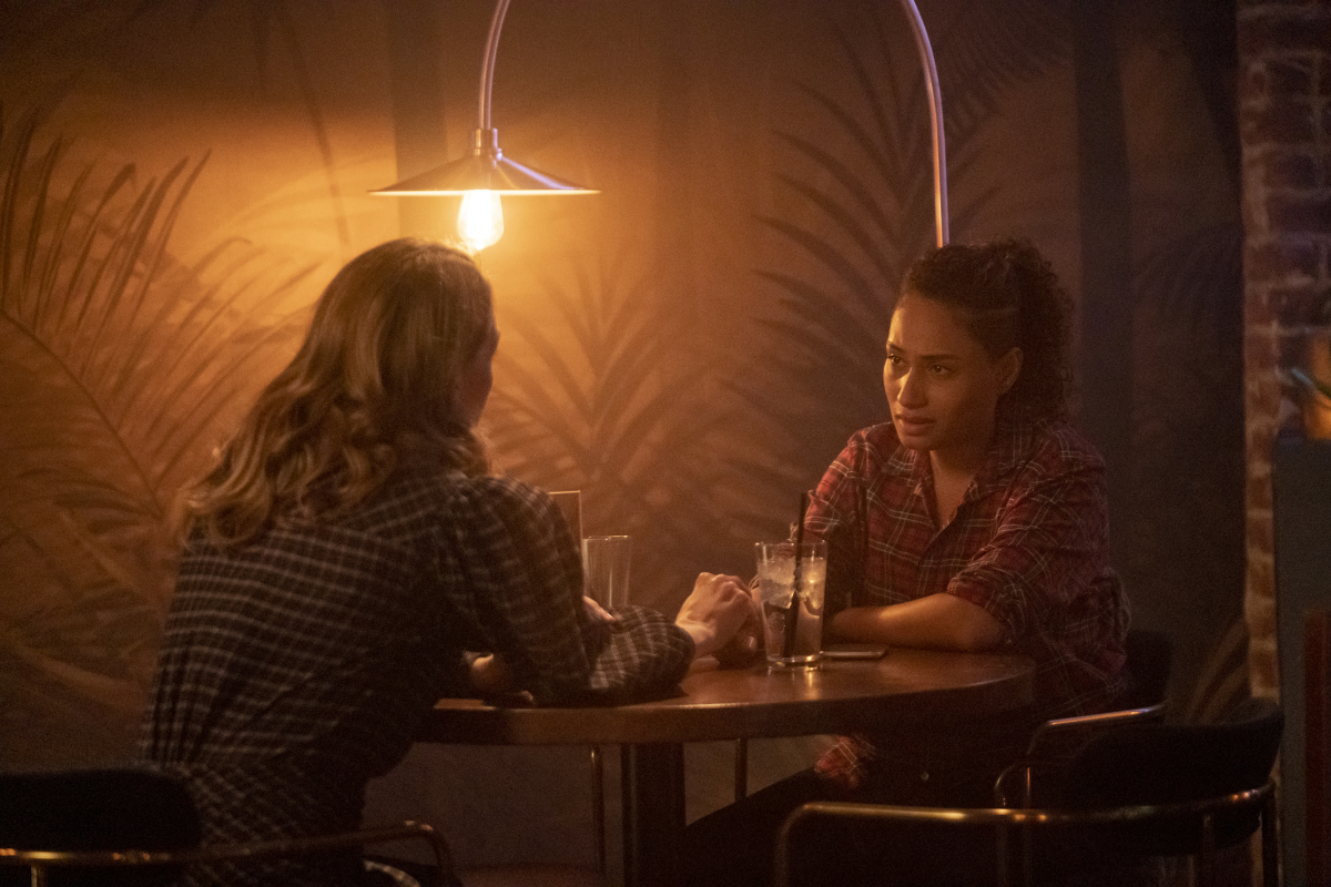 (L-R): Jamie Clayton as Tess and Rosanny Zayas as Sophie in THE L WORD: GENERATION Q “Last Dance”. Photo Credit: Liz Morris/SHOWTIME.