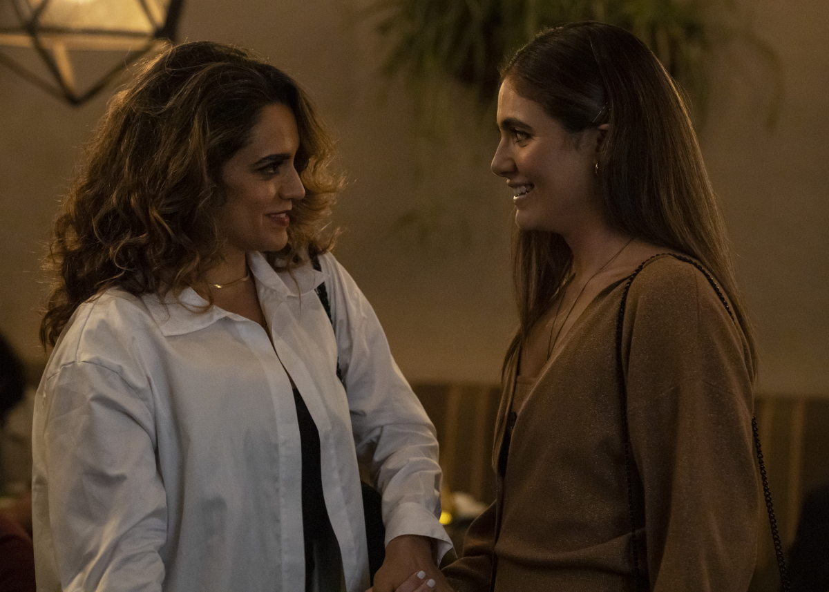 (L-R): Sepideh Moafi as Gigi and Arienne Mandi as Dani in THE L WORD: GENERATION Q “Last Call”. Photo Credit: Paul Sarkis/SHOWTIME.