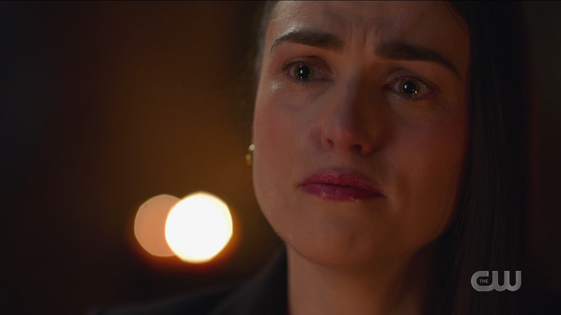 Supergirl 611 recap: Tears fill Lena's eyes