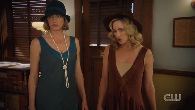 Sara and Ava in flapper dresses