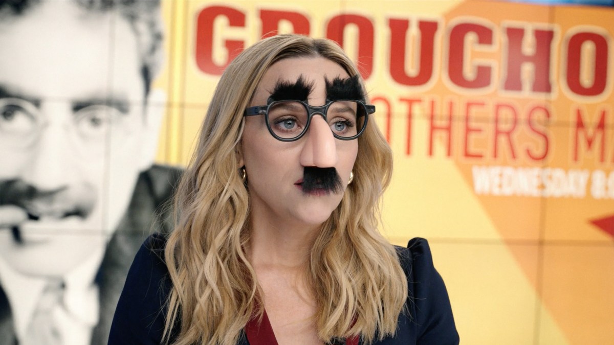 Reese Witherspoon in Groucho Marx Glasses 