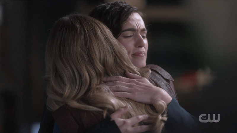 Lena hugs Kara