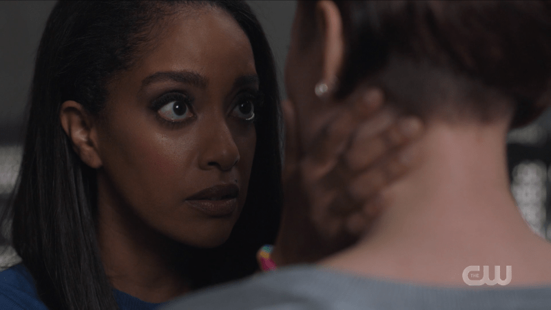 Supergirl series finale: Kelly holds Alex's face comfortingly