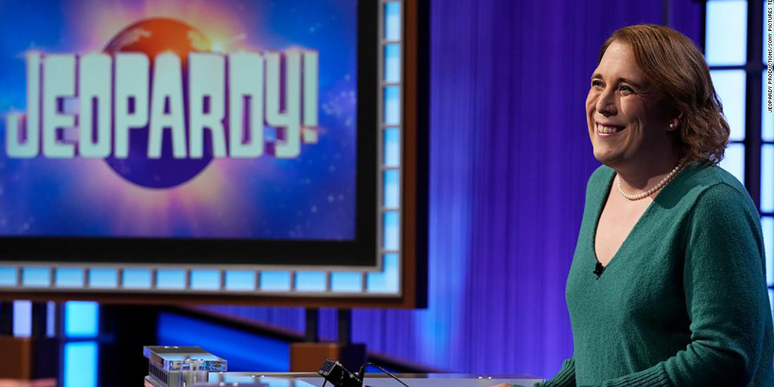 Amy Schneider on the Jeopardy stage