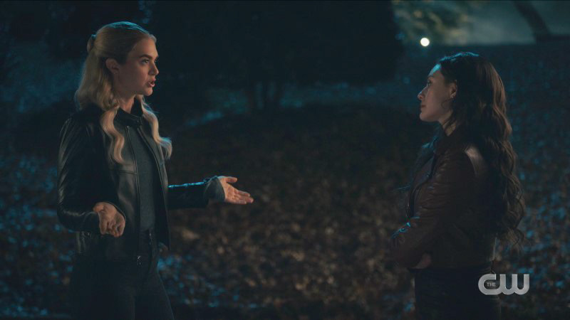 Legacies: Hope and Lizzie aka Hizzie