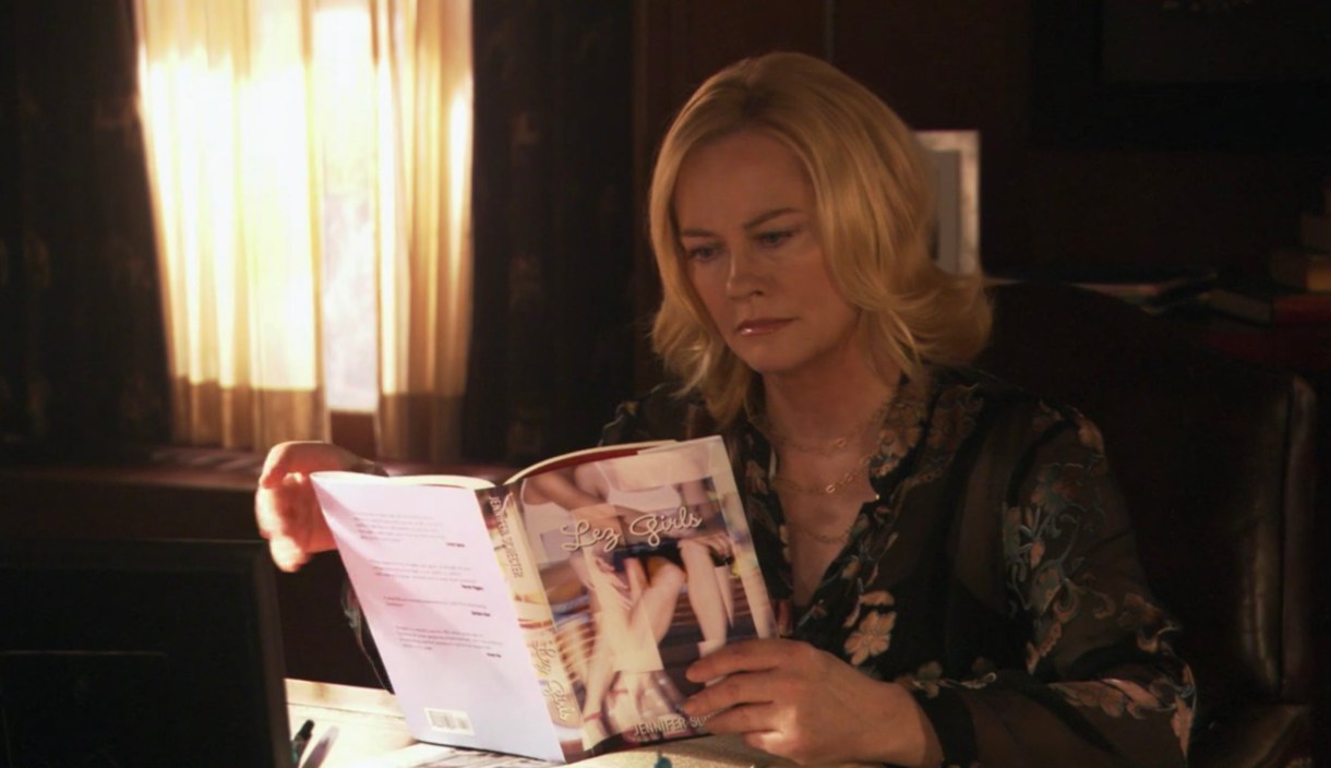 Phyllis reading "Lez Girls" by Jenny Shecter