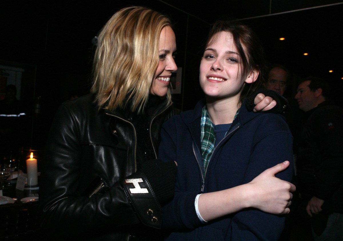 Actresses Maria Bello and Kristen Stewart attends "The Yellow Handkerchief" Dinner at the Tent at the Lift on January 18, 2008 in Park City, Utah. (Photo by Alexandra Wyman/WireImage)