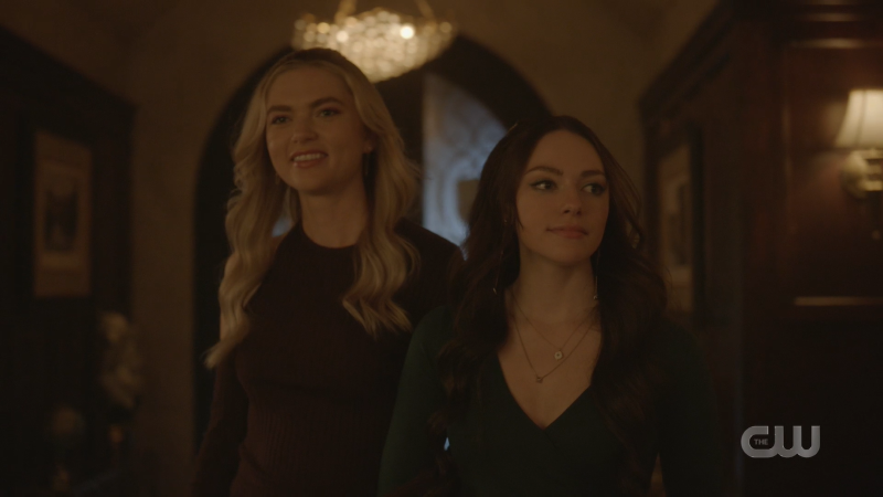 Legacies: Hope and Lizzie aka Hizzie link arms and walk down the hall
