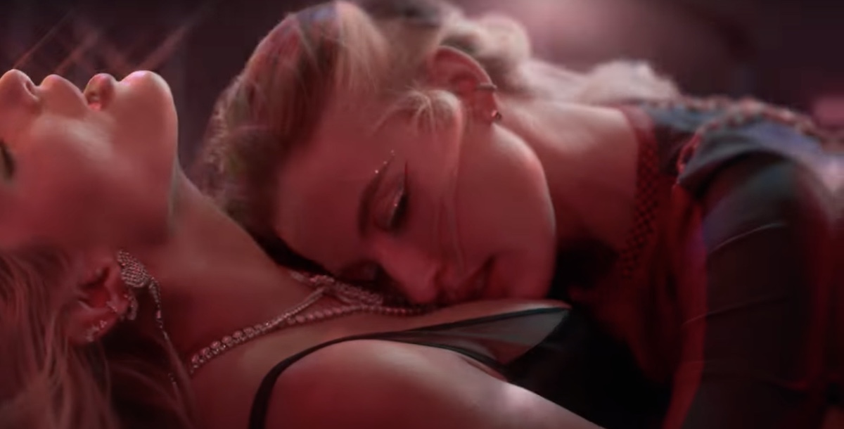 Screenshot from "Becky's So Hot"