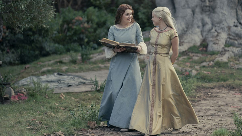 alicent and rhaenyra walk in the woods and read a book