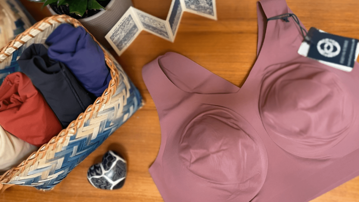Evelyn & Bobbie Disrupts The Bra Industry With One That's Actually