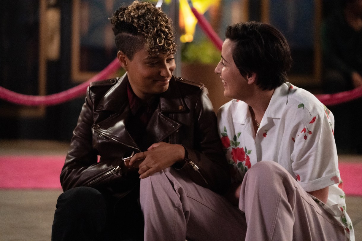 (L-R): Rosanny Zayas as Sophie and Jacqueline Toboni as Finley in THE L WORD: GENERATION Q, "Last Year". Photo Credit: Nicole Wilder/SHOWTIME.