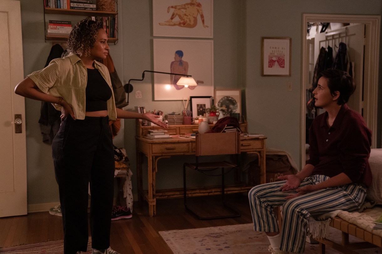 Los Angeles Traffic (L-R): Rosanny Zayas as Sophie and Jacqueline Toboni as Finley in THE L WORD: GENERATION Q, "Los Angeles Traffic". Photo Credit: Nicole Wilder/SHOWTIME.