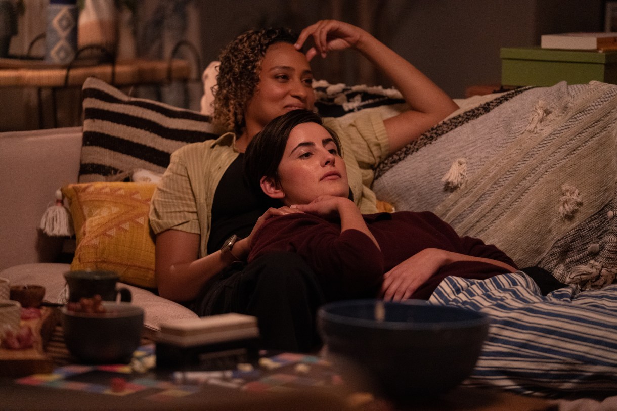 (L-R): Rosanny Zayas as Sophie and Jacqueline Toboni as Finley in THE L WORD: GENERATION Q, "Los Angeles Traffic". Photo Credit: Nicole Wilder/SHOWTIME.