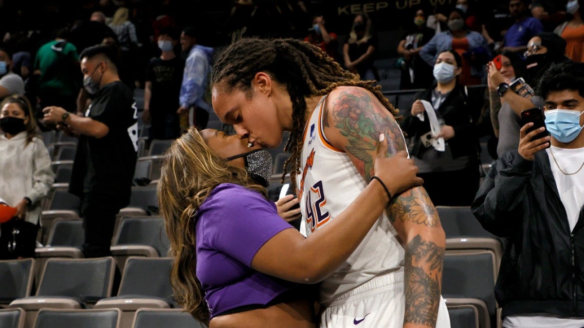 Send Brittney Griner A Letter Today, "Be Her Strength" Autostraddle