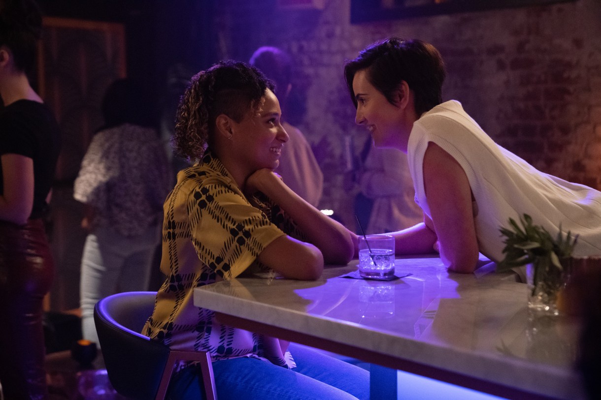 (L-R): Rosanny Zayas as Sophie and Jacqueline Toboni as Finley in THE L WORD: GENERATION Q, "Locked Out". Photo Credit: Nicole Wilder/SHOWTIME.