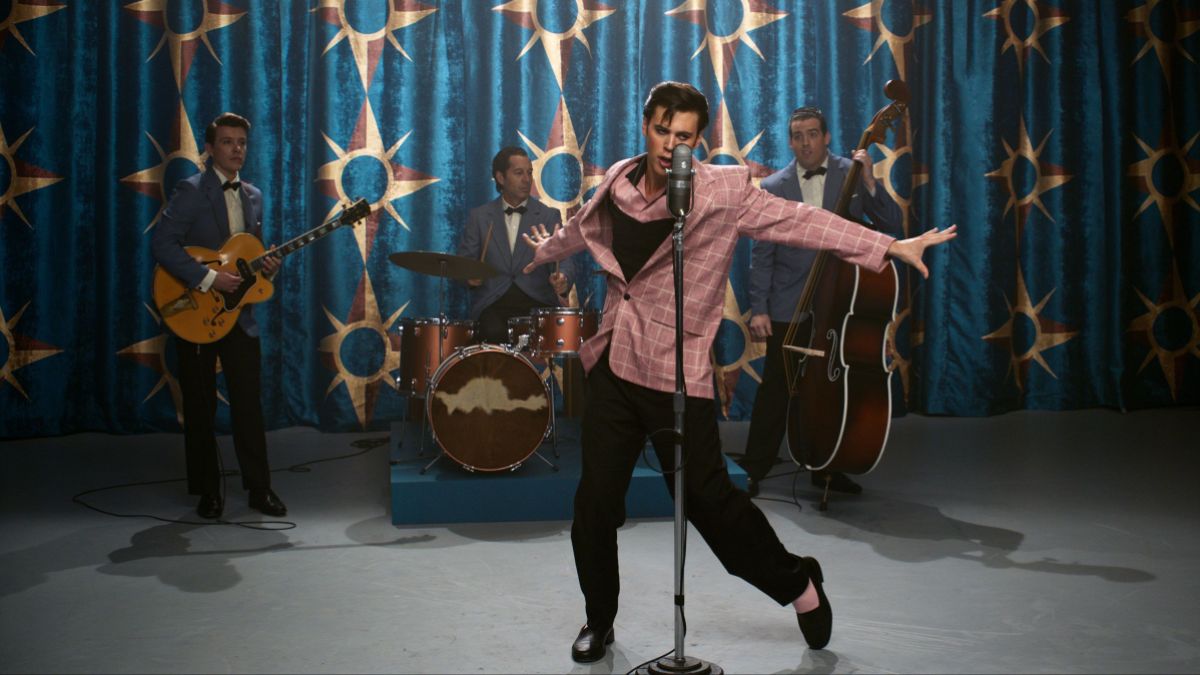 elvis dancing on a tv show in the elvis movie