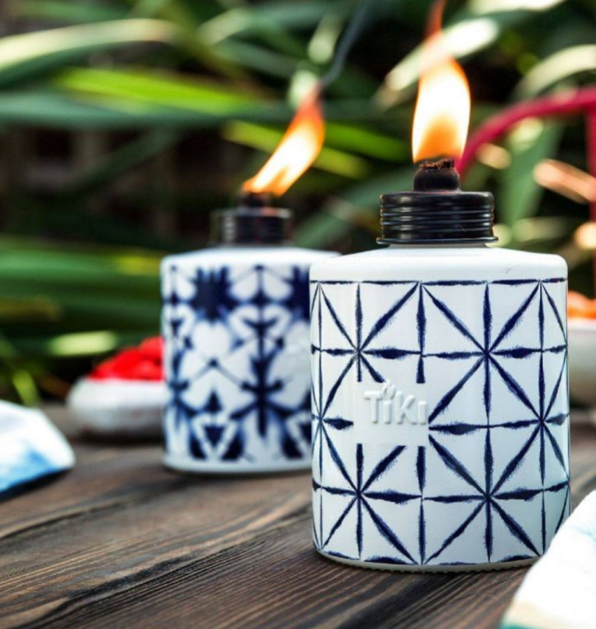 outdoor tabletop tiki torch in blue and white pattern