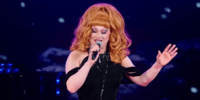 Jinkx Monsoon at the mic in Red Head Redemption