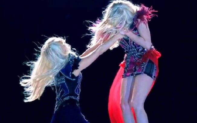 britney fighting wiht another britney