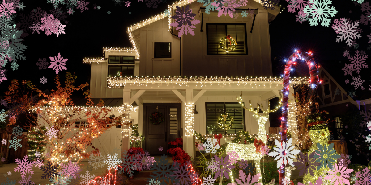 a decorated house for the holidays