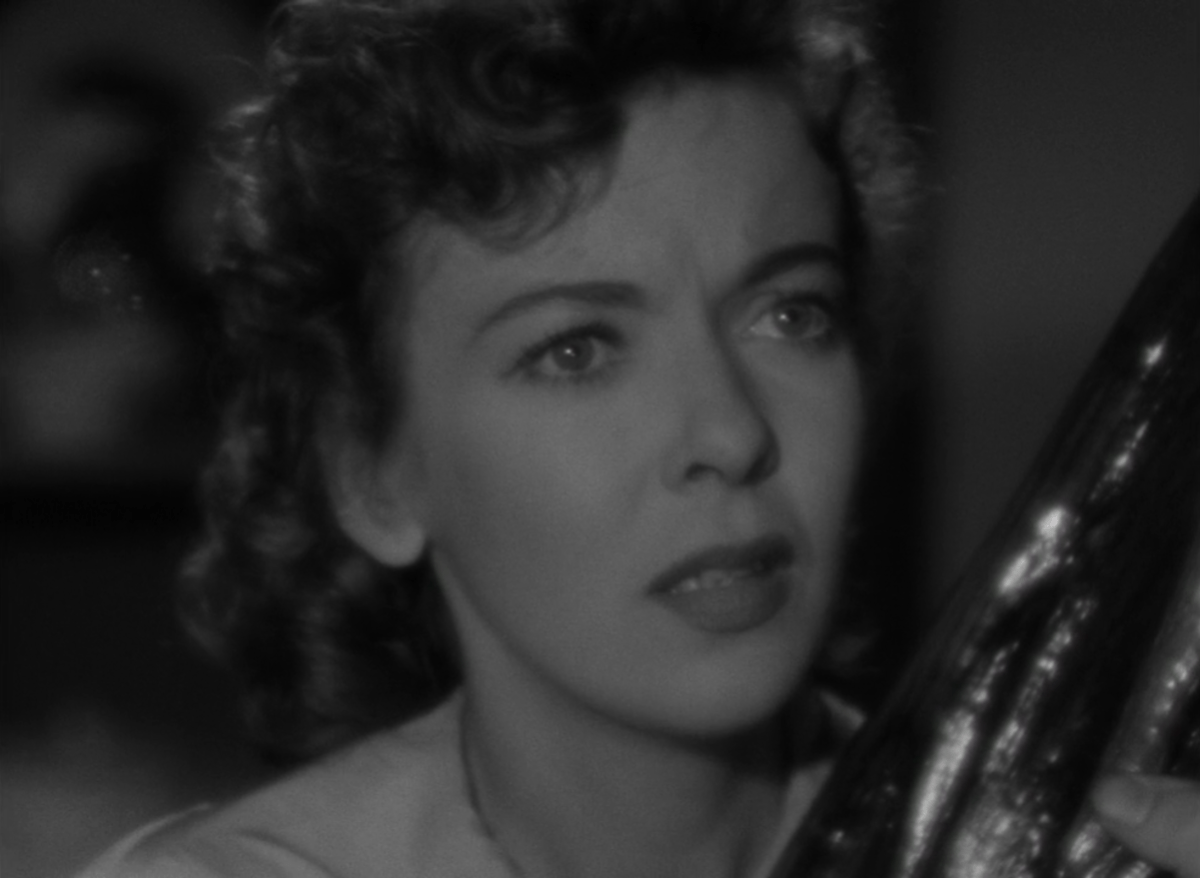 A close up of Ida Lupino 