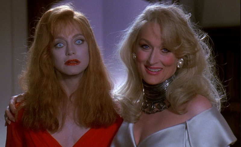 Goldie Hawn and Meryl Streep play undead glamorous zombies in Death Becomes Her