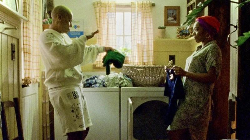 Lena Waithe dances while folding laundry with her wife in Master of None