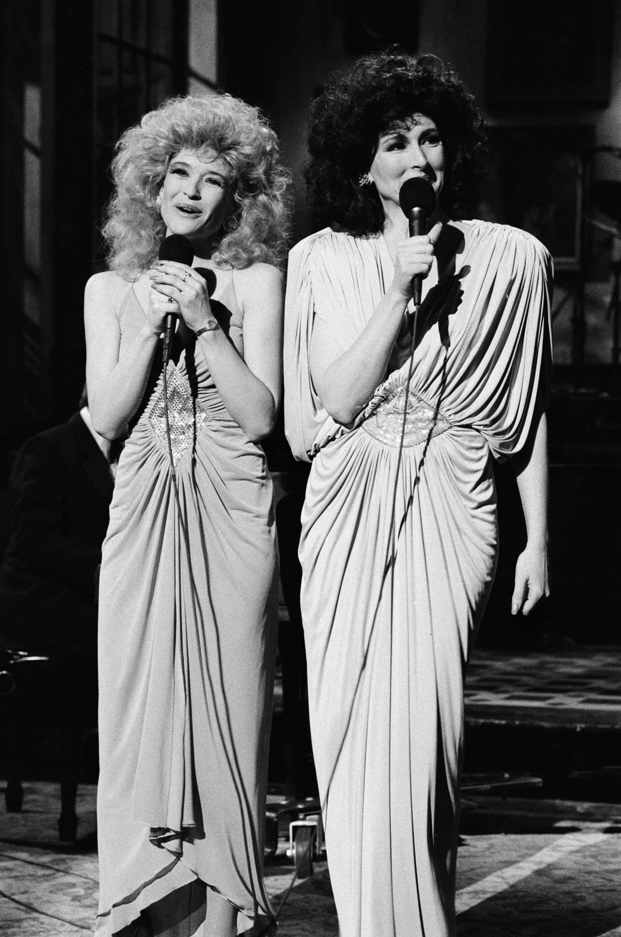 SATURDAY NIGHT LIVE -- Episode 20 -- Pictured: (l-r) Jan Hooks as Candy Sweeney, Nora Dunn as Liz Sweeney during the 'Sweeney Sisters' skit on May 23, 1987 -- 