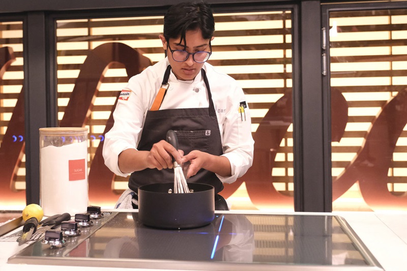 TOP CHEF -- "Chaos Cuisine" Episode 2106 -- Pictured: Rasika Venkatesa -- (Photo by: David Moir/Bravo)