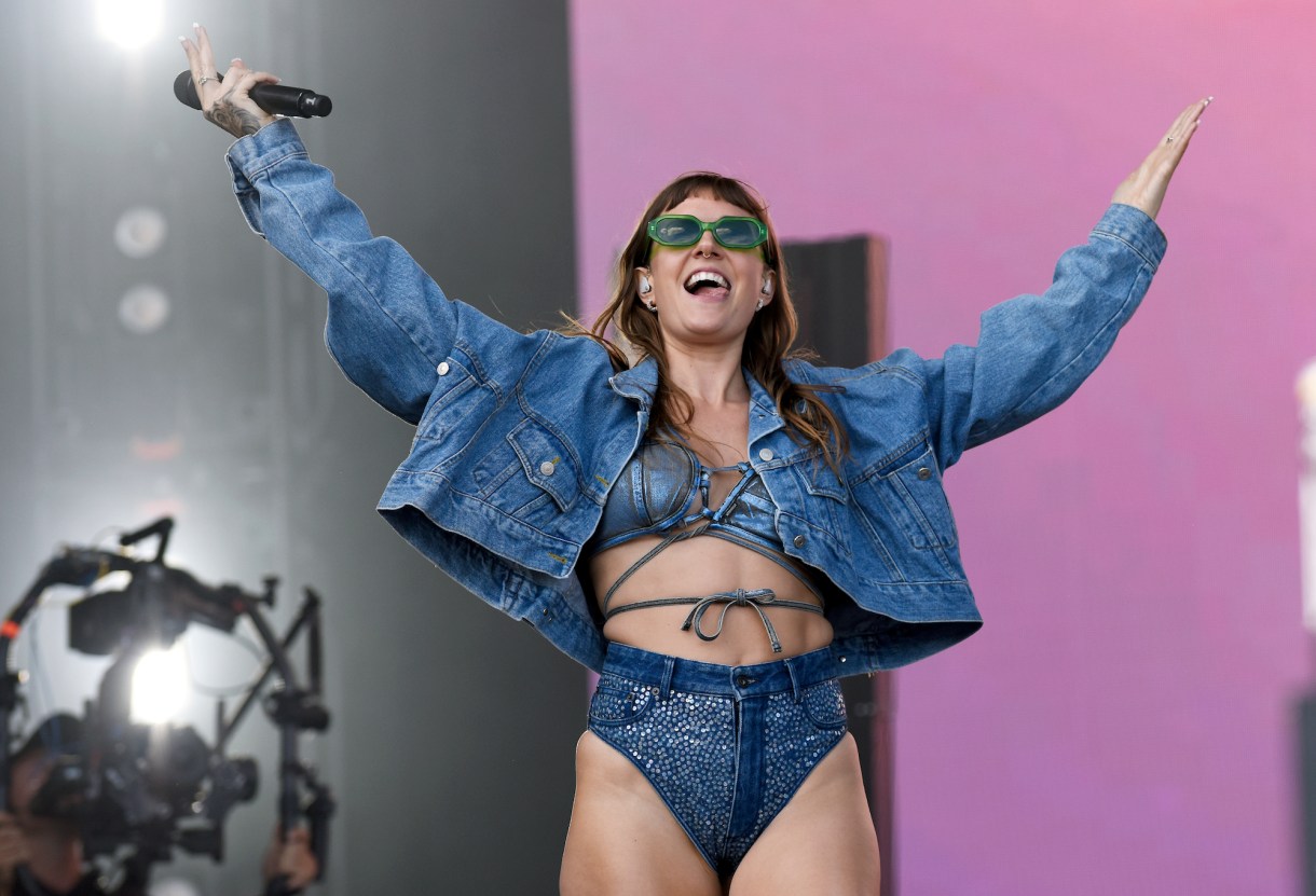 CHICAGO, ILLINOIS - JULY 28: Tove Lo performs during 2022 Lollapalooza day one at Grant Park on July 28, 2022 in Chicago, Illinois. (Photo by Tim Mosenfelder/Getty Images)