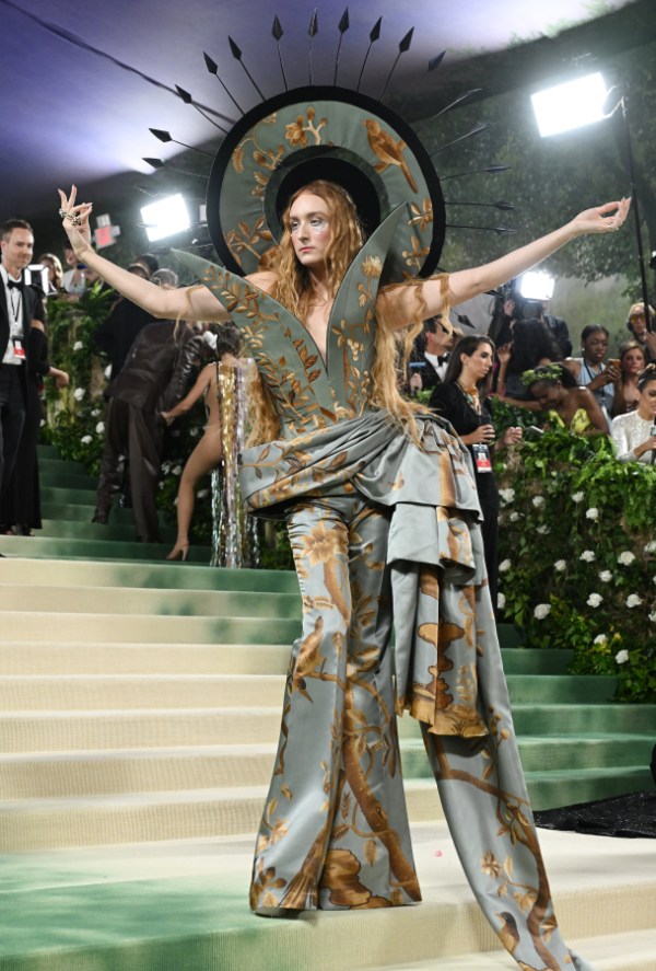 Harris Reed at the 2024 Met Gala: "Sleeping Beauties: Reawakening Fashion" held at The Metropolitan Museum of Art on May 6, 2024 in New York City. 