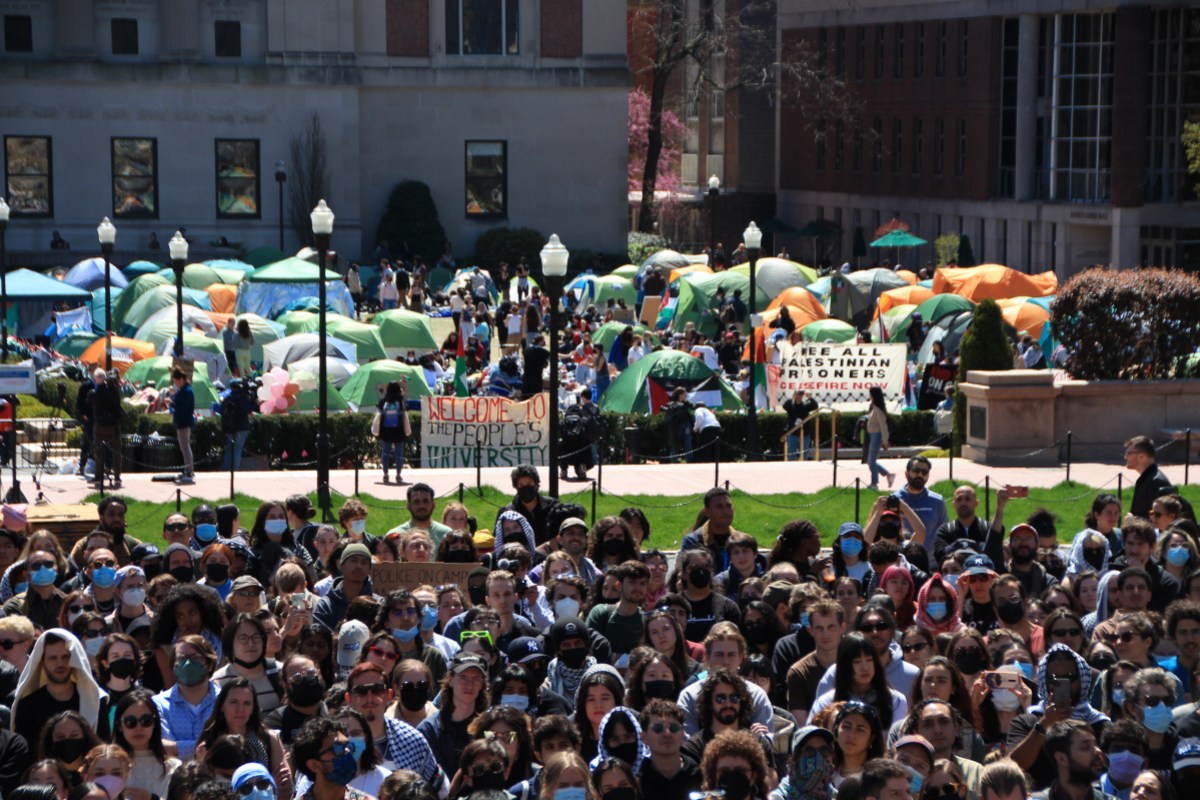 Students show up to support the hundreds of faculty members who “walked out” to protest the arrest and suspensions of students in the encampment. Photo by Mukta Joshi. 