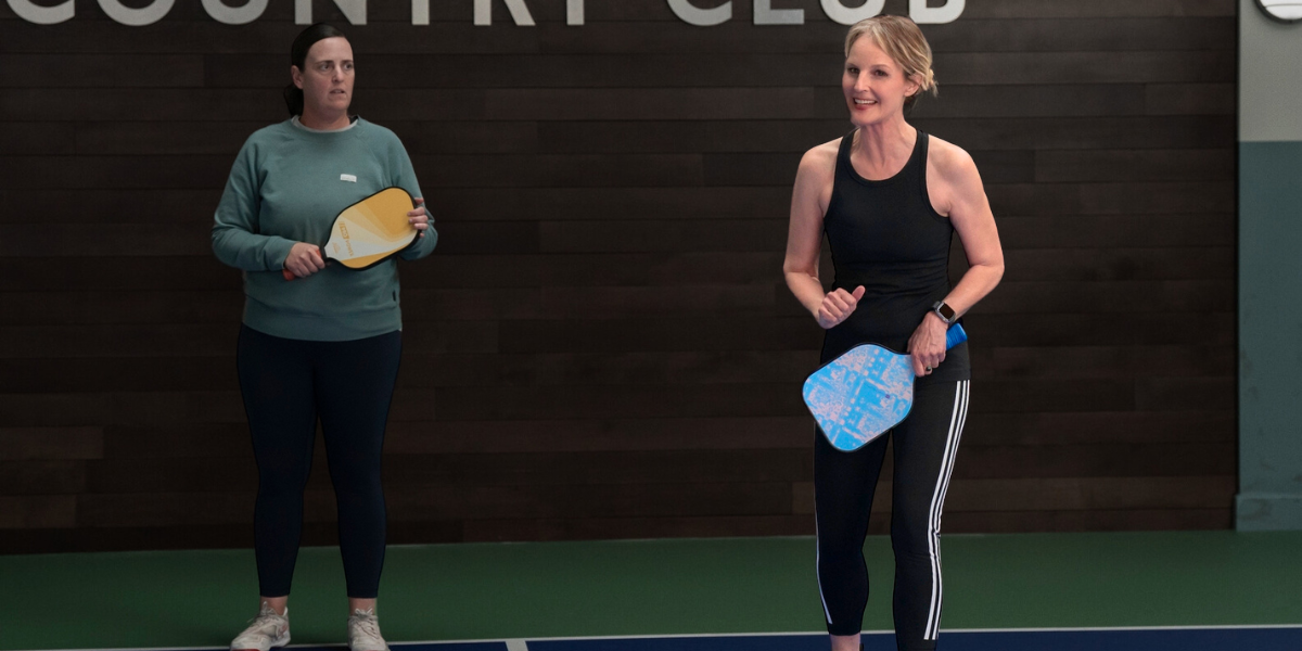 Helen Hunt playing pickleball in Hacks