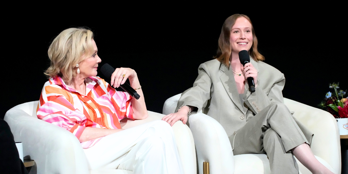 JEan Smart and Hannah Einbinder at a panel