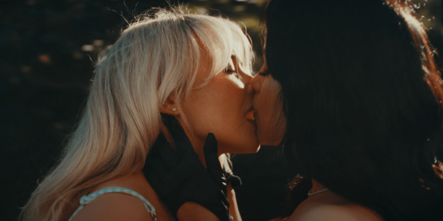 Sabrina Carpenter and Jenna Ortega make out in the video for "Taste"