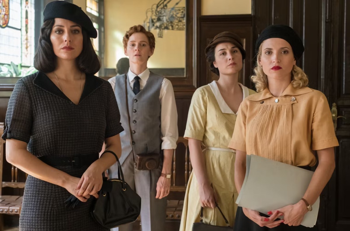 the women of cable girls