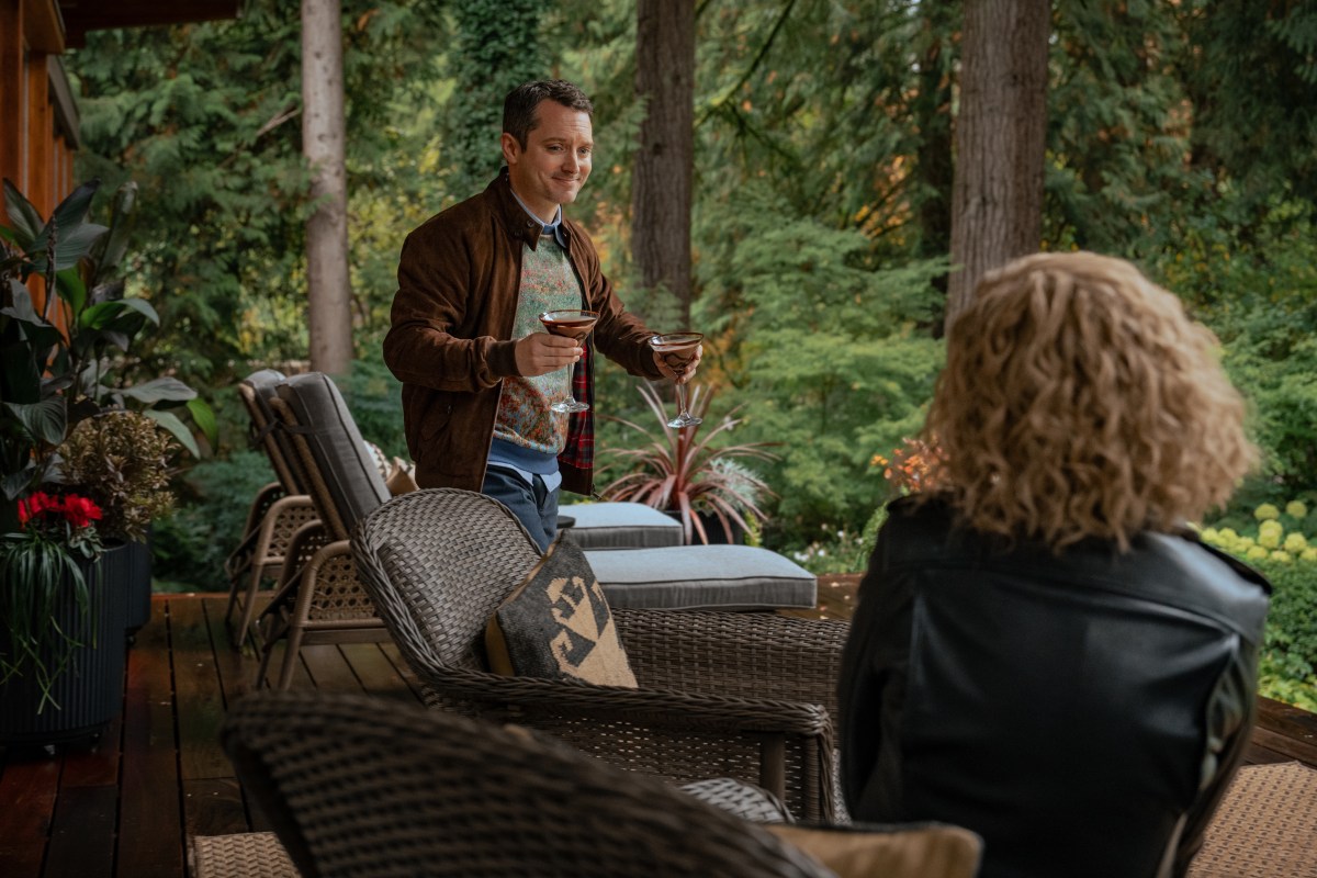Elijah Wood as Walter in Yellowjackets, episode 9, season 3, streaming on Paramount+ with SHOWTIME, 2025. Photo Credit: Eric Milner/Paramount+ with SHOWTIME.