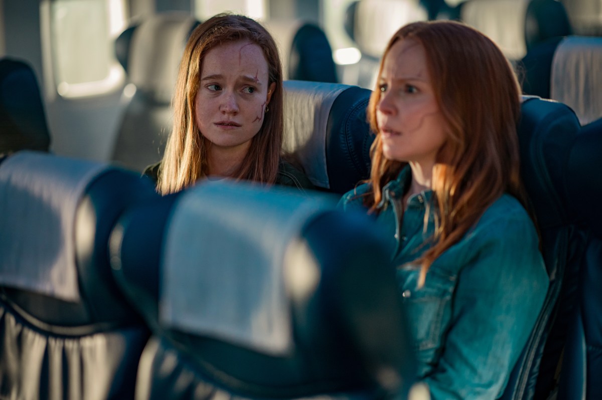 L-R: Liv Hewson as Teen Van and Lauren Ambrose as Van in Yellowjackets, episode 9, season 3, streaming on Paramount+ with SHOWTIME, 2025. Photo Credit: Kailey Schwerman/Paramount+ with SHOWTIME.