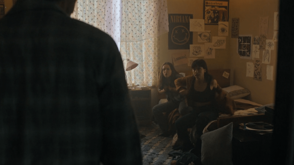 The Last of Us 206 Ellie and Kat rush to get their clothes back on