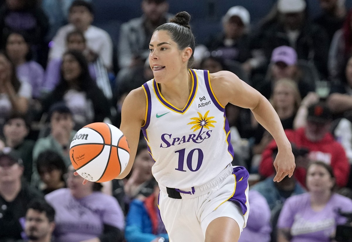 SAN FRANCISCO, CALIFORNIA - MAY 06: Kelsey Plum #10 of the Los Angeles Sparks dribbles the ball up court against the Golden State Valkyries in the first half of a WNBA basket ball game at Chase Center on May 06, 2025 in San Francisco, California. NOTE TO USER: User expressly acknowledges and agrees that, by downloading and or using this photograph, User is consenting to the terms and conditions of the Getty Images License Agreement. (Photo by Thearon W. Henderson/Getty Images)