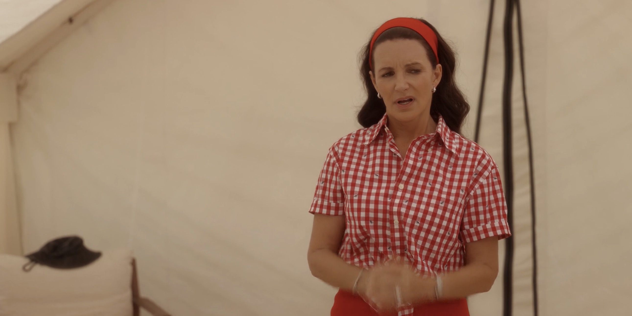 charlotte talking to her family