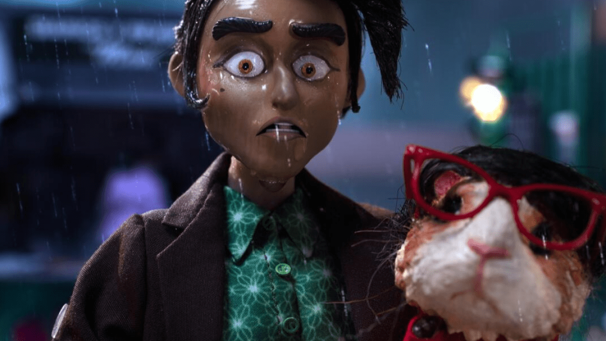 ‘Women Wearing Shoulder Pads’ Is Full of Laughs, Lesbians, and Guinea Pigs