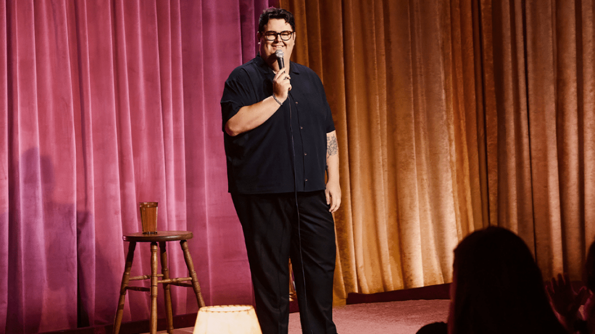 Caleb Hearon Mixes Humor and Heartbreak in New Comedy Special