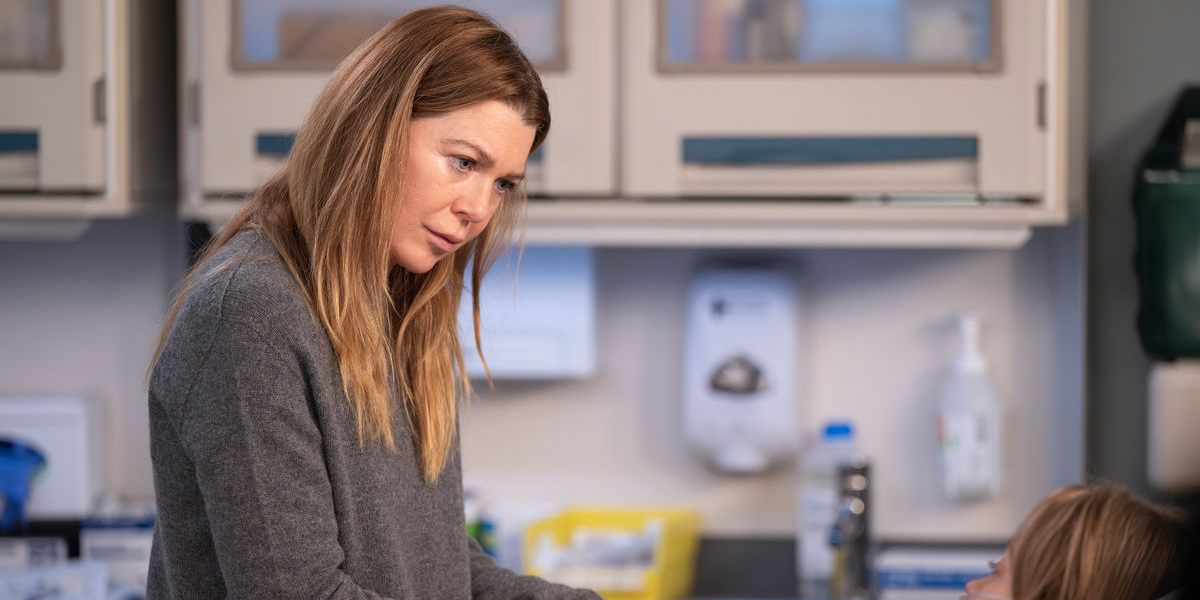 Meredith in Greys Anatomy season 22