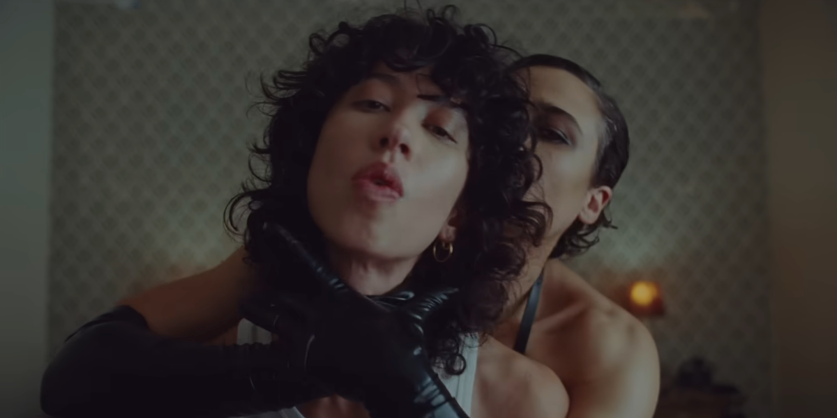 Towa Bird and Katy O'Brian in the Dog music video