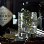 Profile picture of M